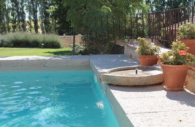 Rural house (full rental) Palacio de Hoyuelos for 16 people