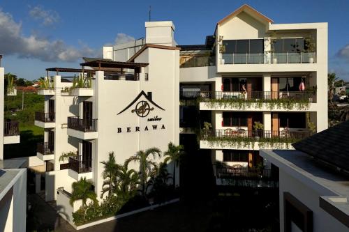 Ruby 3 bedroom apartment near finns
