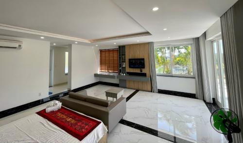 Ruby Villa