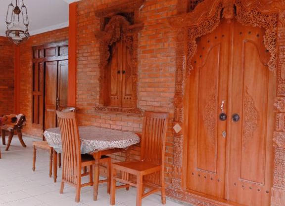 Rumah Ukhi Guest House