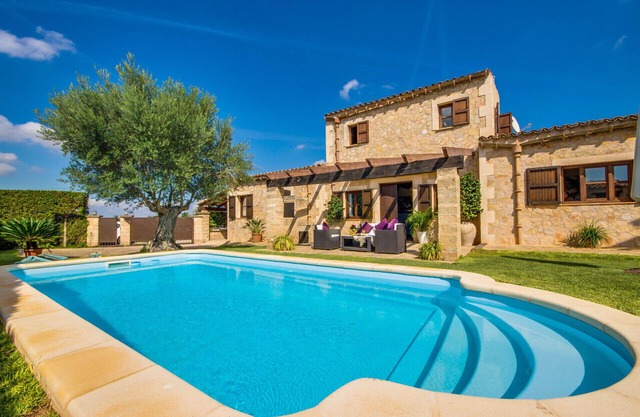 Rural Finca Es Puput with pool in Majorca