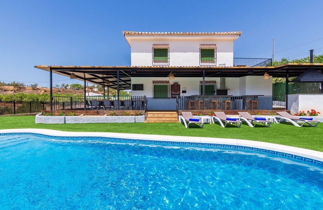 Rural house El Puente