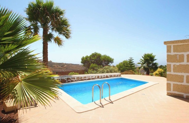 Rural, quiet finca house