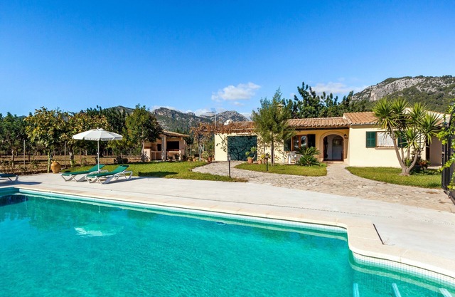 Rural villa with pool – Villa Tabo