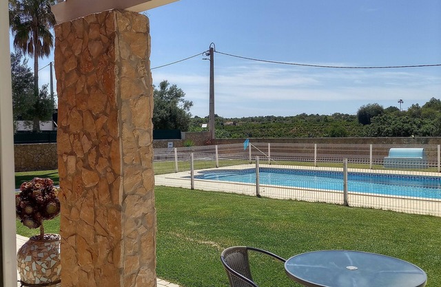 Rural villa with WI-FI near golf, the beaches and the historic town Silves