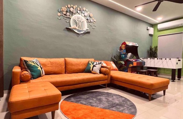 Rusa Cottage (Sleeps 10 pax - 1 min walk from KSL)