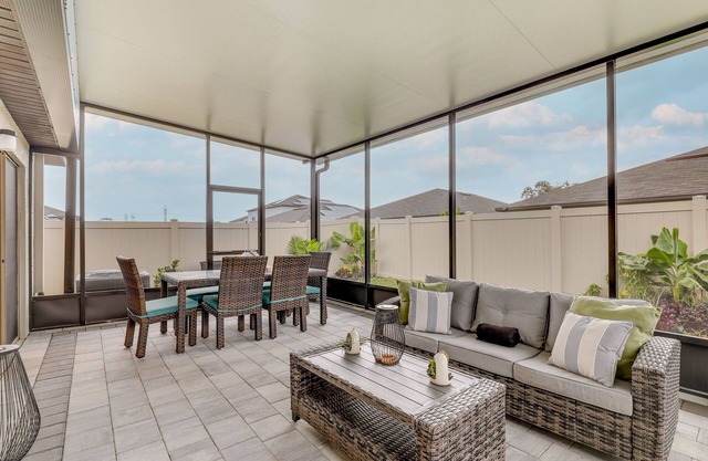 Ruskin Vacation Rental w/Screened-In Porch!