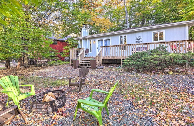 Rustic Getaway ~ 8 Mi to Tobyhanna State Park