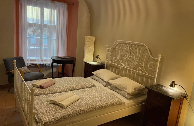 Rustic ground floor apartment in Mala Strana
