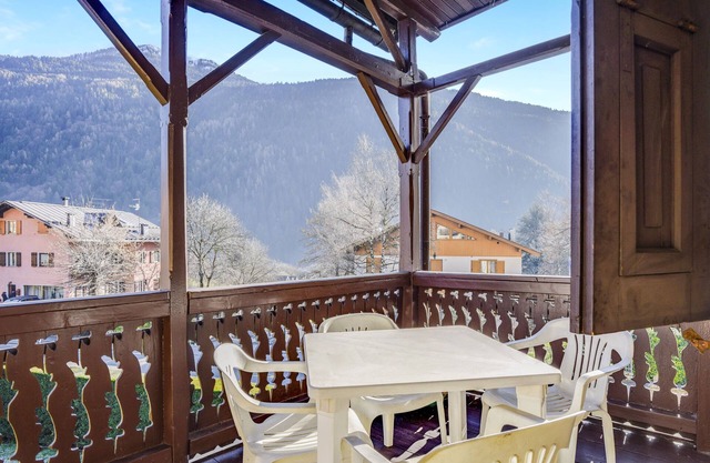 Rustic Holiday Apartment "The Grandma's old House"