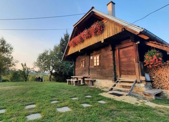 Rustic home Mia