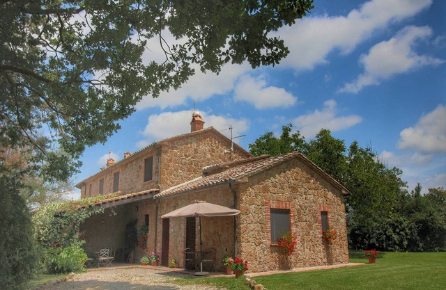 Rustic Stone Farmhouse in Proceno