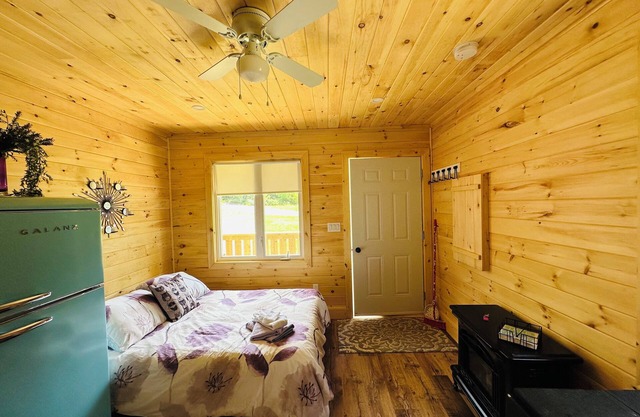 Rustic Wave Cottages-Mini Chalet #10