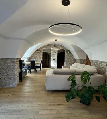 Rustico cota