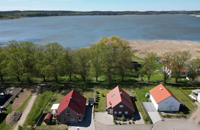 Ruth - 85sqm vacation home for 4 people with garden and fantastic lake view