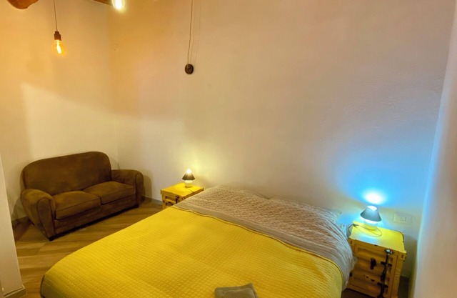 Ruti's House - Cozy studio apartment near Malpensa and Fiera Milano