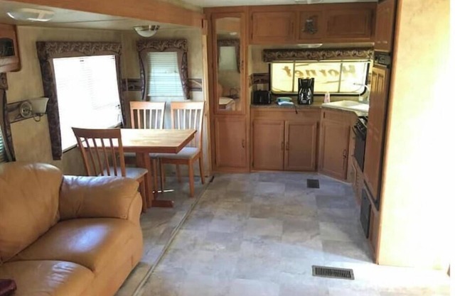 RV#2 stay on Lake Livingston, large slide out