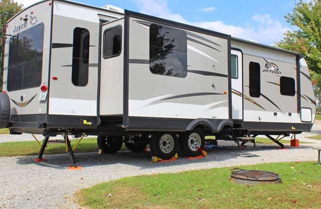 RV Rental at Beautiful RV Park by Fall Creek Falls