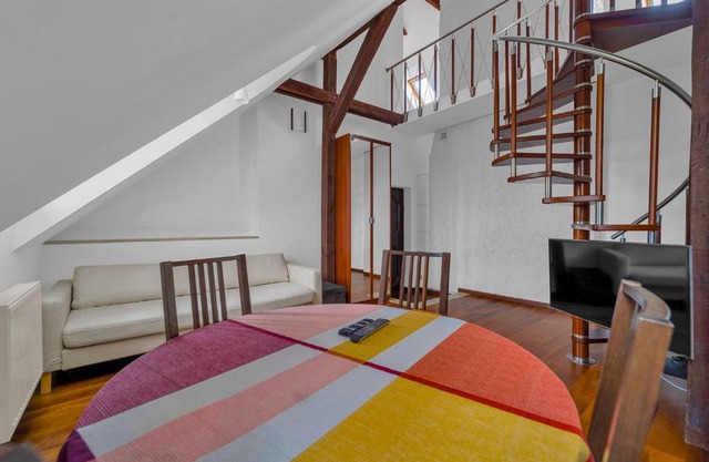 Rynek Nowego Miasta Two-Level Apartment by BookingHost