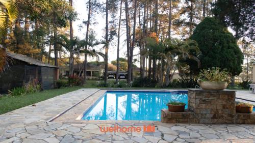 Sítio em Sarapuí com piscina e lazer completo