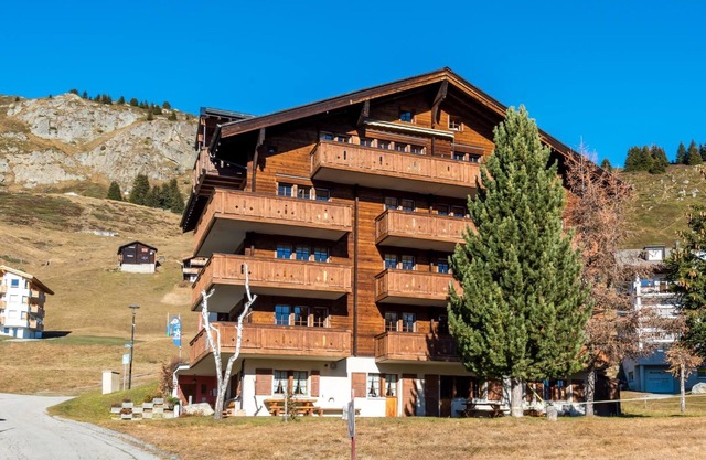 Südlenz 12 1. OG Süd by Interhome