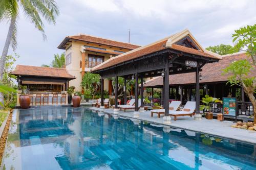 Sứ Retreat Hoi An - Riverfront Resort