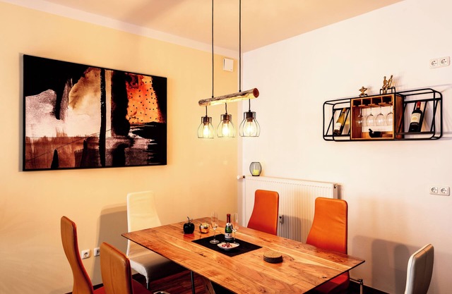 Spacious apartment/loft with covered parking space