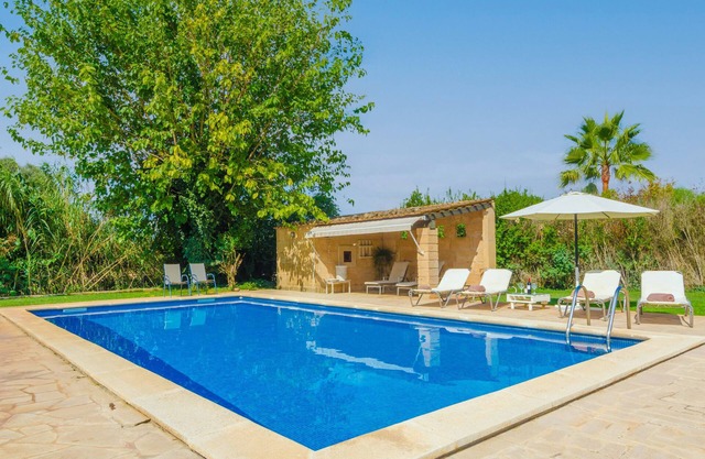 S'ERA NOVA - Beautiful villa with private pool surrounded by a beautiful garden. Free WIFI