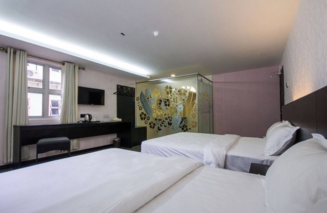 S Hotel