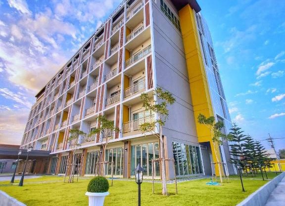 S.R.SUNSHINE HOTEL