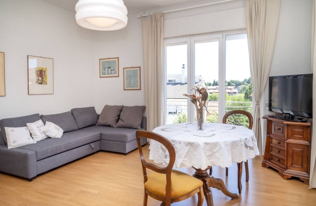 S303 - Sirolo, large three-room apartment in a quiet area