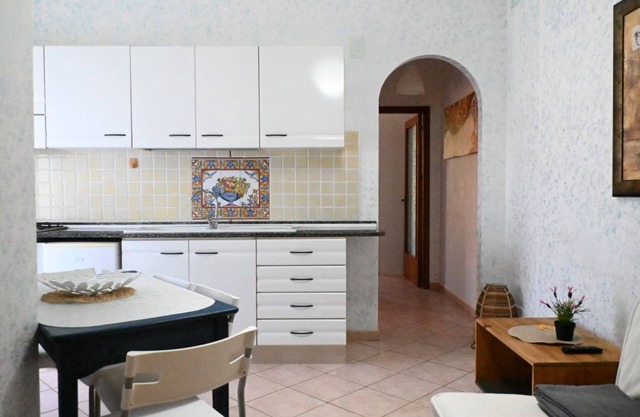 S350 - Sirolo, comfortable three-room apartment in the center