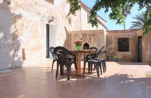 SA CURIA. House from the 16th century in the small town of Alqueria Blanca.
