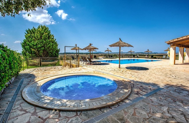 SA FRANQUESA VELLA - FERRAN MOIX - Cozy apartment with shared pool