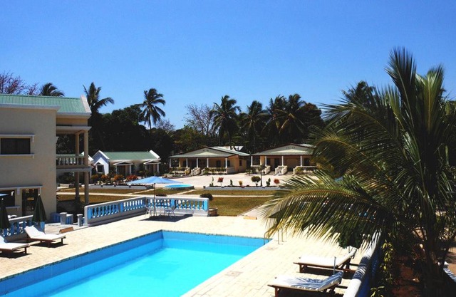 SAARA HOTEL
