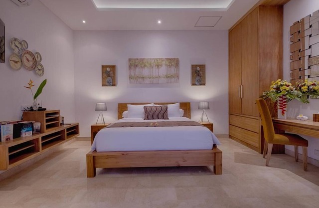 Saba 5BR stunning Private Beach Front + Hot Tub+Breaskfast AT