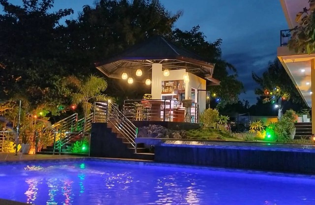 Sacaan Tropical Breeze Resort