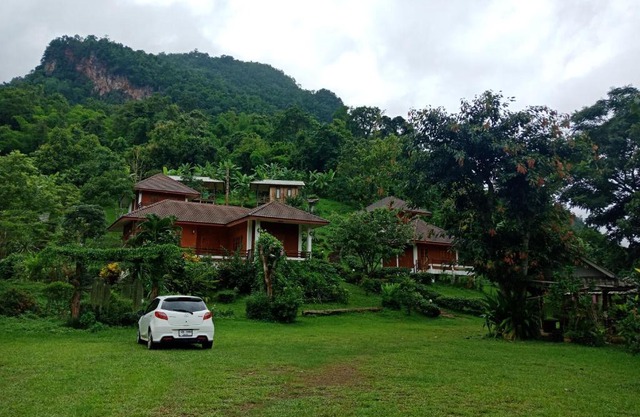 Saen Kam Resort