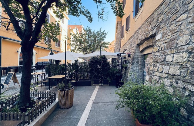 Saffi Home - One Bedroom Apartment, Sleeps 4