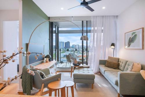 'Sage Bloom' Elegant Newstead Stay with Shared Pool