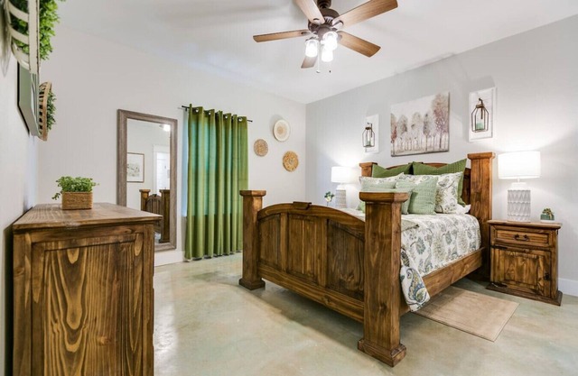 Sage Haven W/2 BR & 2 BA - NEW!