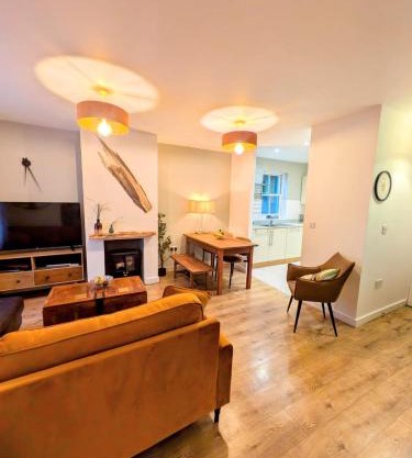 SAGE HOUSE - Tranquil sanctuary in the heart of Glastonbury