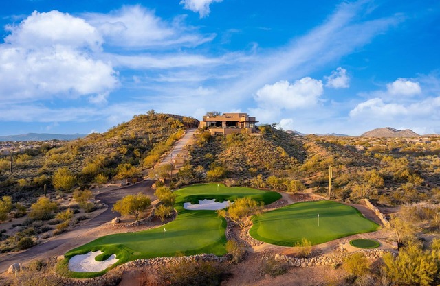 Saguaro Point - Golfer's Paradise in Scottsdale