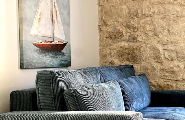 Sailor's apartment