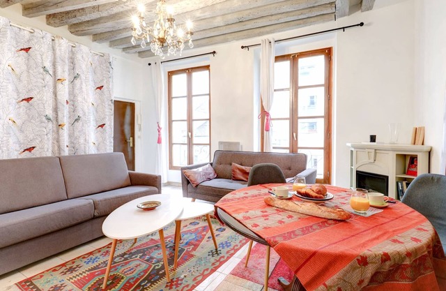 Saint Germain des Pres Cosy 1-Bedroom