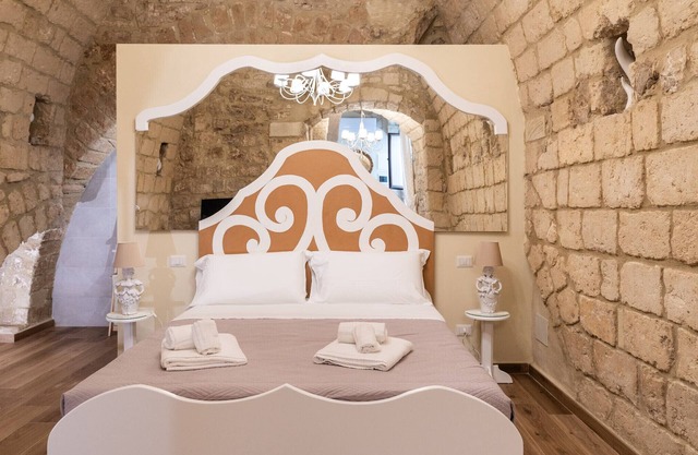 Saint Michel Room by Wonderful Italy