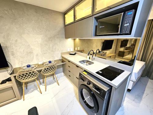 SAINT TROPEZ BLOCO G APT 205 · Apartamento novo e reformado, Sudoeste QMSW 05