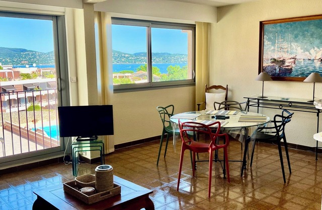 Saint Tropez center sea view with roof terrace