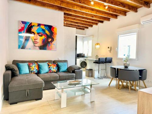 Salamanca Apartment Feel & Seasonal