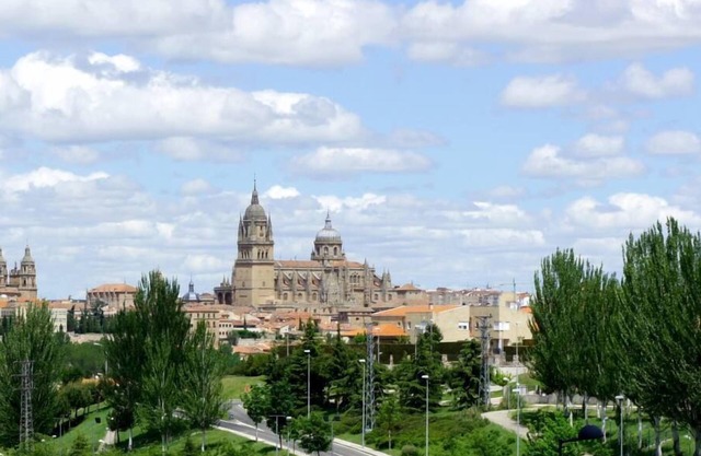 Salamanca: PENTHOUSE APARTMENT WITH LARGE TERRACE, NEWLY RENOVATED, IN THE CENTER OF SALAMANCA
